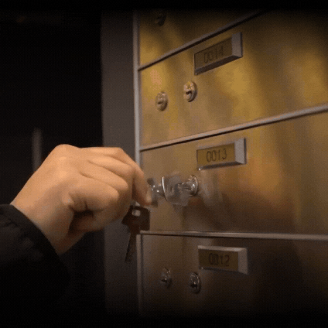10 Reasons to Choose a Private Vault Over a Traditional Bank
